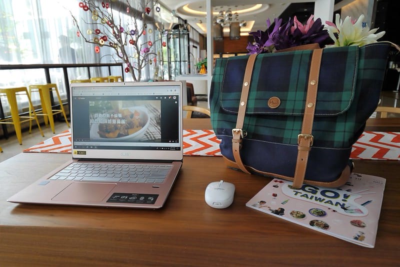 Muni經典格紋率性後背包