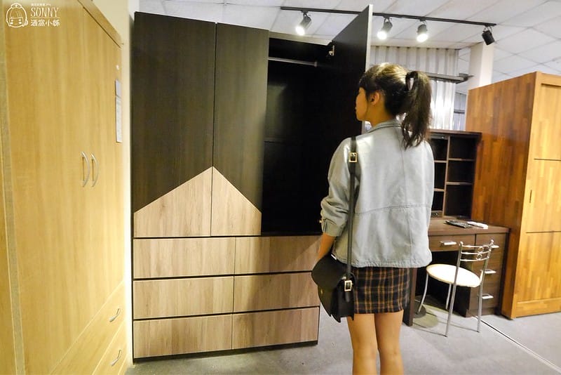 億家具倉庫批發(屏東店)