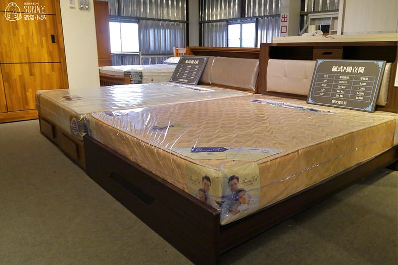 億家具倉庫批發(屏東店)