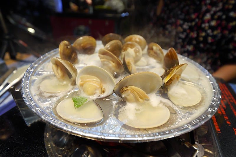 嘉義文化夜市美食｜蜊正站好（鮮烤蛤蜊）