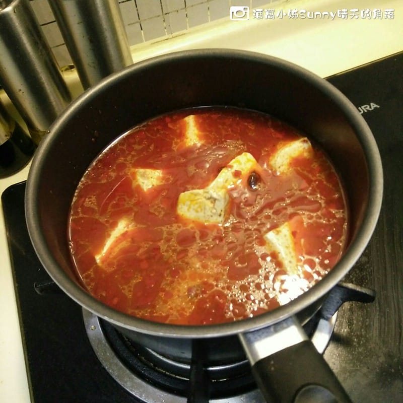 酒窩小姊生活日常-在家煮麻辣臭豆腐鍋