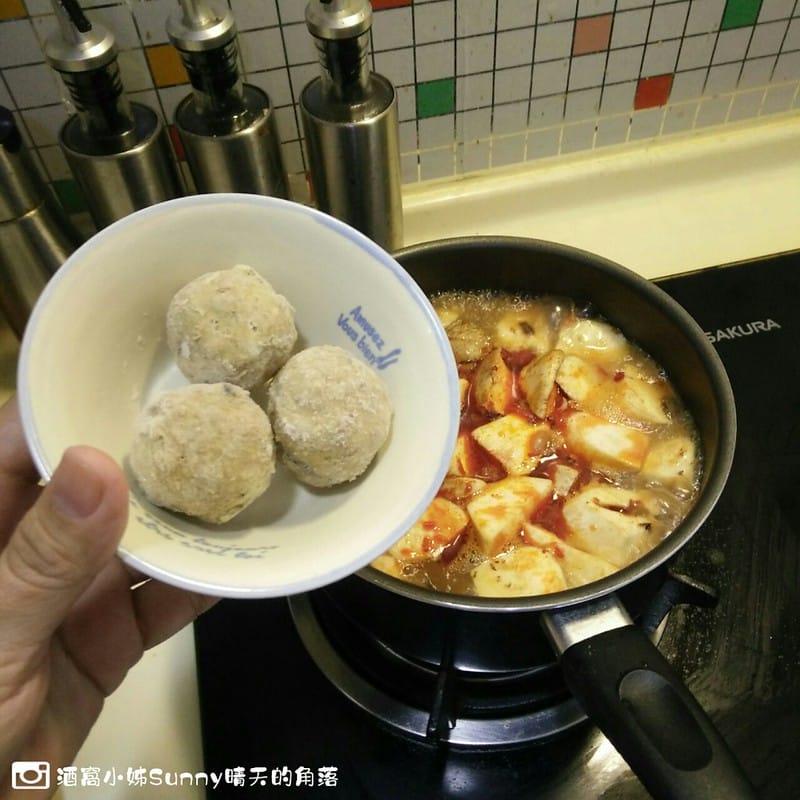 酒窩小姊生活日常-在家煮麻辣臭豆腐鍋