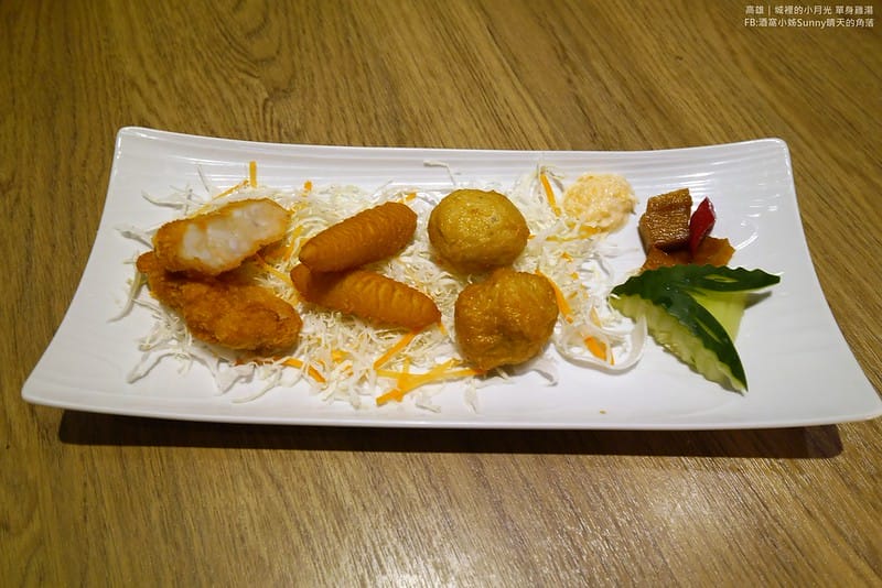 高雄美食x城裡的小月光 單身雞湯