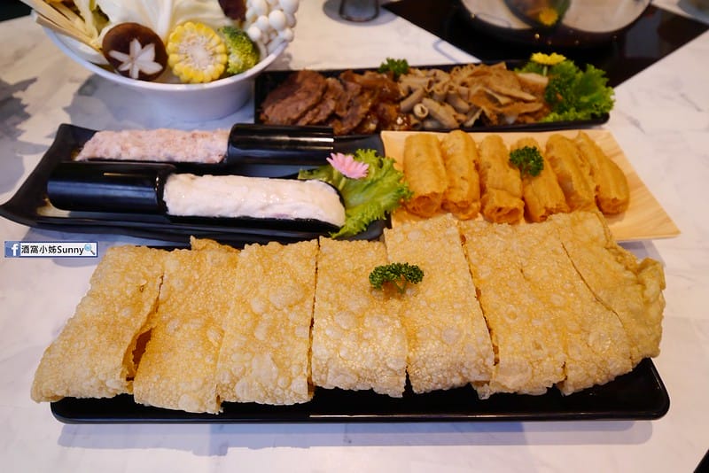 嘉義市美食x嘉義火鍋x香嶽嶽麻辣鴛鴦鍋