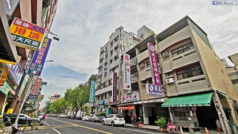 台中霧眉推薦 黛玲老師 台中黛玲眼線飄眉館/飄眉/台中市霧眉/繡眉/台中飄眉/台中市飄眉/韓式平眉/隱形眼線/美瞳線/粉霧眉/台中繡唇/繡眼線/水晶唇