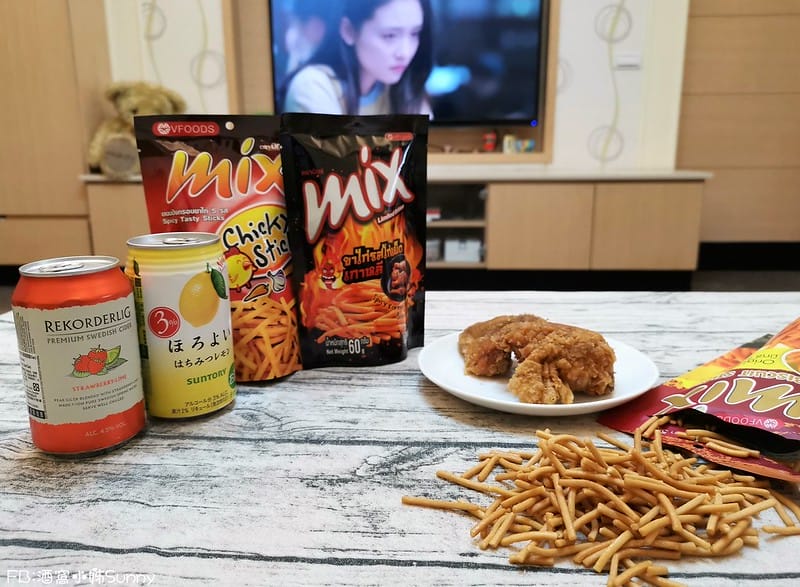 酒窩小姊の追劇零食｜泰國超人氣mix脆脆條韓式辣雞口味！香脆辣讓你一口一口涮嘴停不了