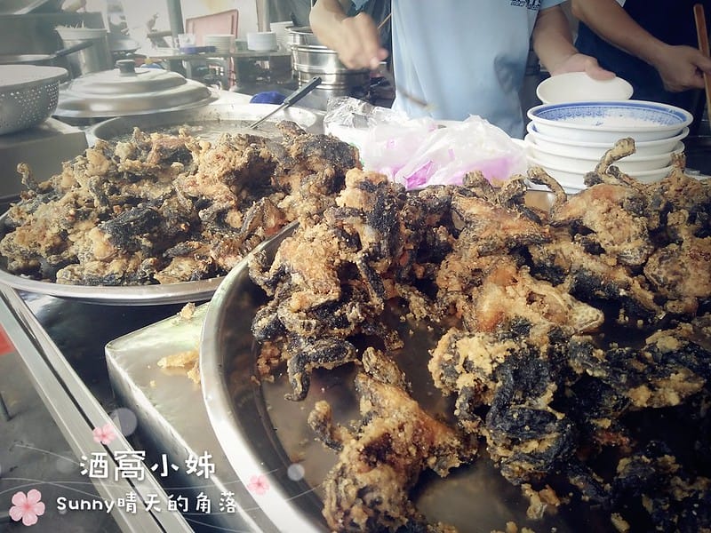 åæ¸¯ç¹è²å°åï¼ç´çéèæ¹¯