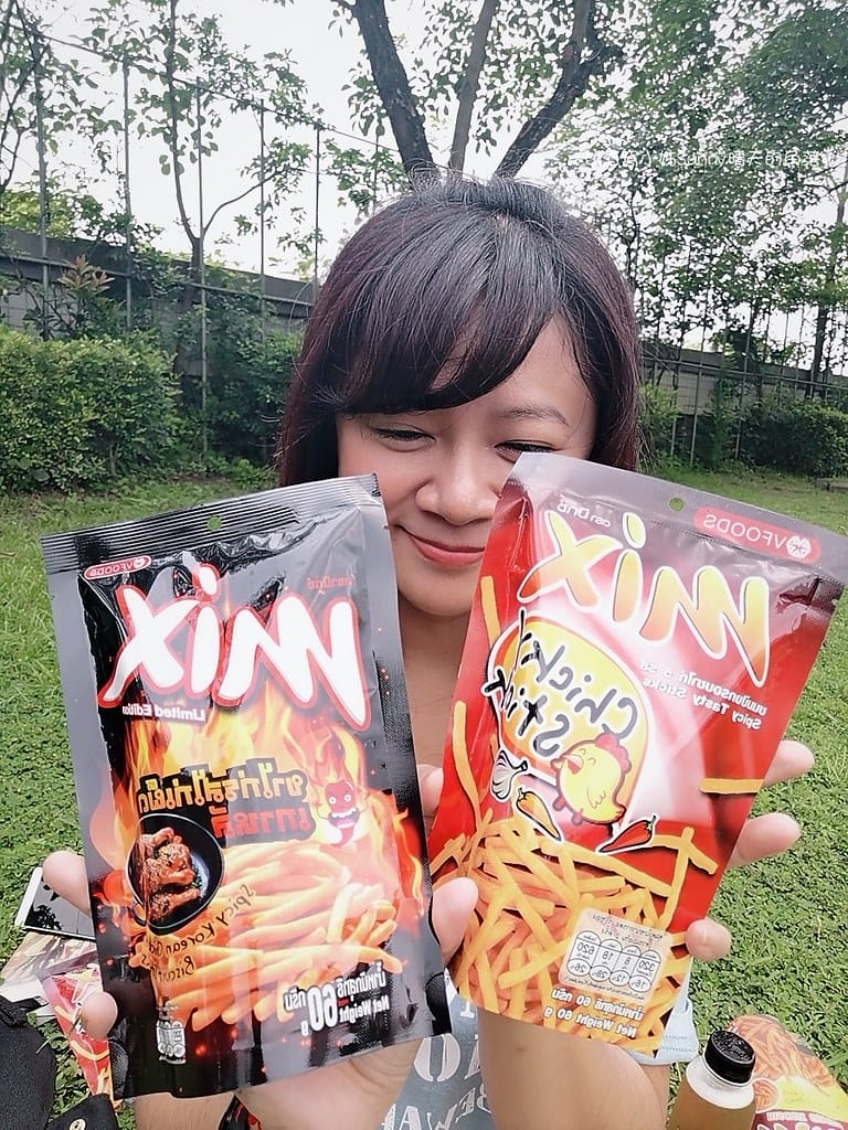 酒窩小姊の追劇零食｜泰國超人氣mix脆脆條韓式辣雞口味！香脆辣讓你一口一口涮嘴停不了