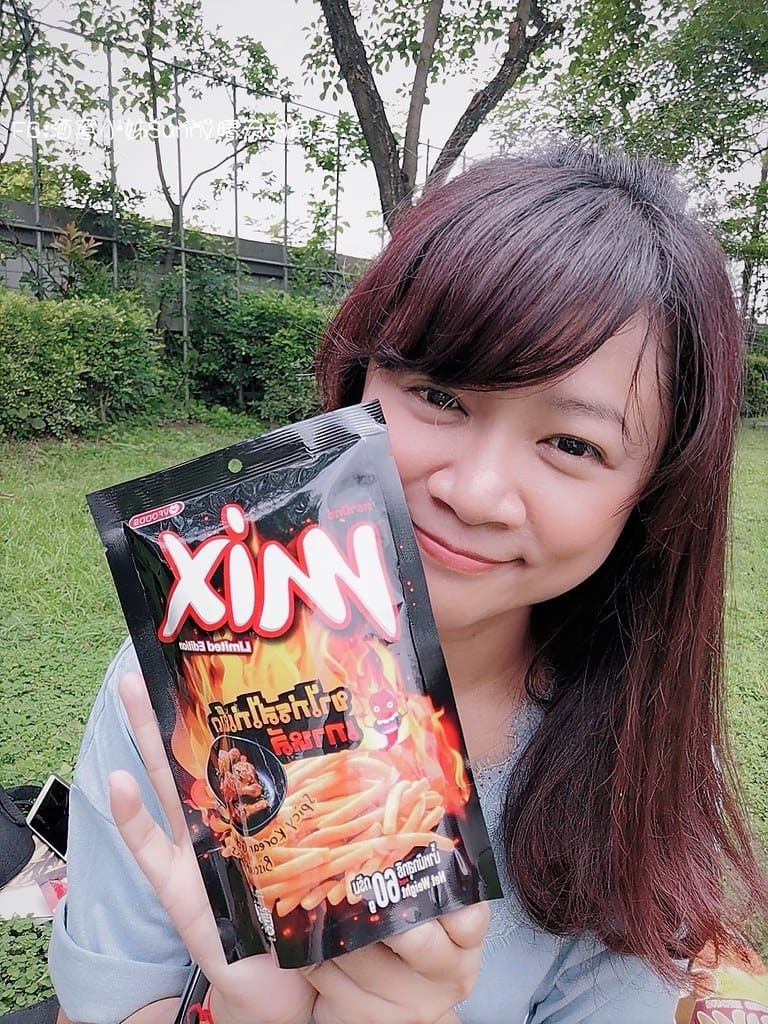 酒窩小姊の追劇零食｜泰國超人氣mix脆脆條韓式辣雞口味！香脆辣讓你一口一口涮嘴停不了