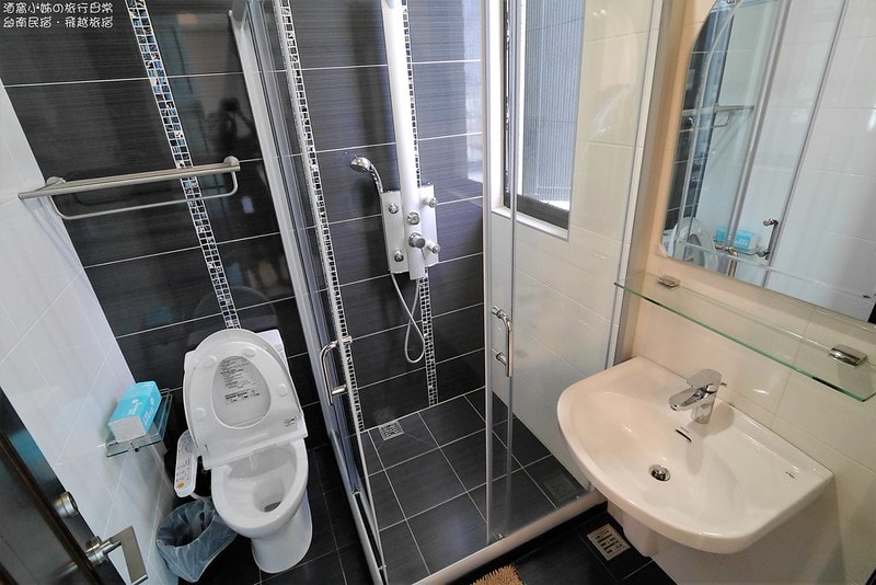 台南住宿推薦台南飛越旅宿