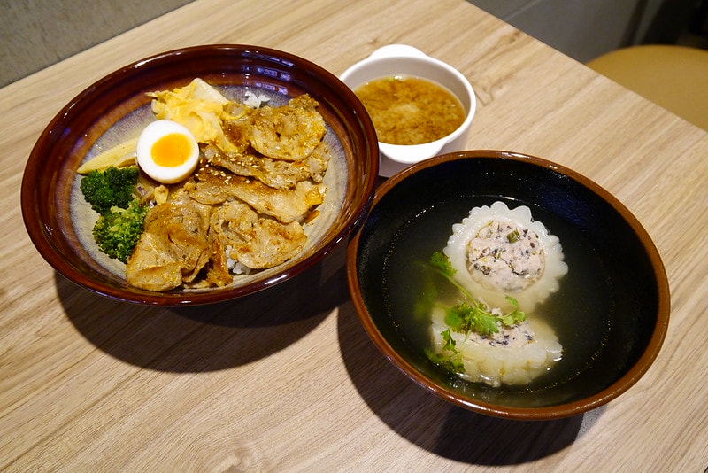 嘉義美食小岸複合式料理(簡餐/丼飯/拉麵)