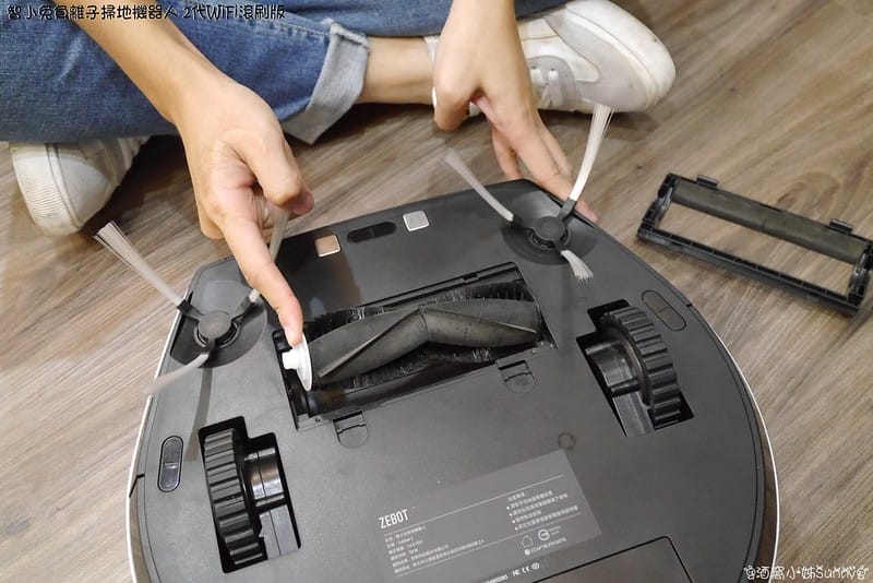 [開箱]ZEBOT 智小兔負離子掃地機器人吸塵器 2代 WiFi 滾刷版-簡約黑白(美國設計-台灣研發)(APP搶購)