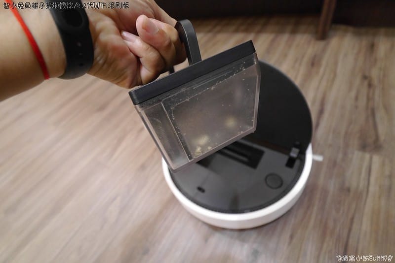 [開箱]ZEBOT 智小兔負離子掃地機器人吸塵器 2代 WiFi 滾刷版-簡約黑白(美國設計-台灣研發)(APP搶購)