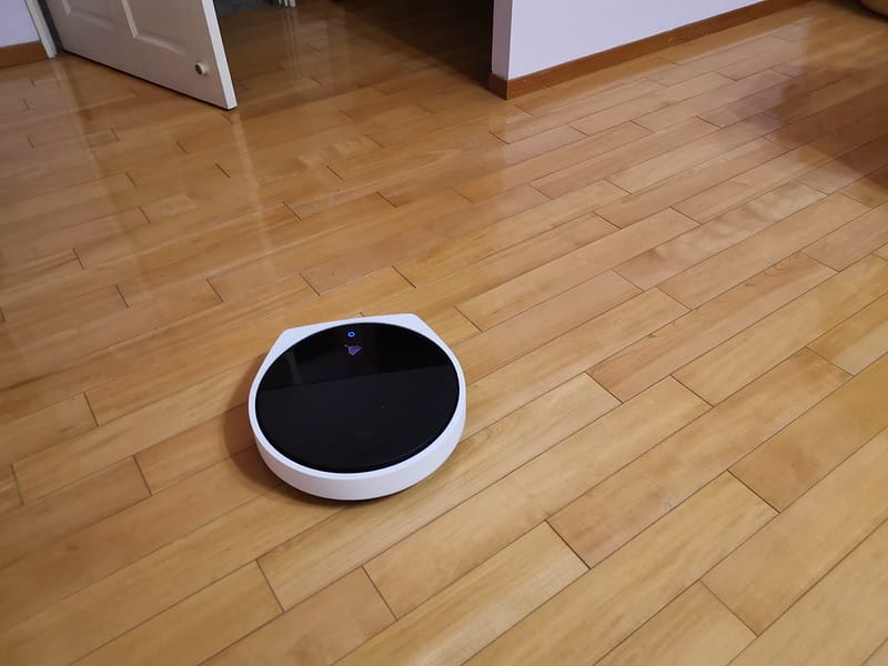 智小兔掃地機器人