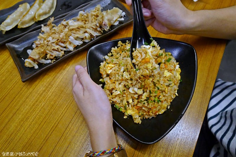 民雄美食|十里洋場 鍋貼專賣店