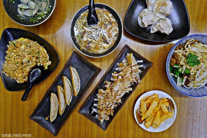 民雄美食十里洋場 鍋貼專賣店