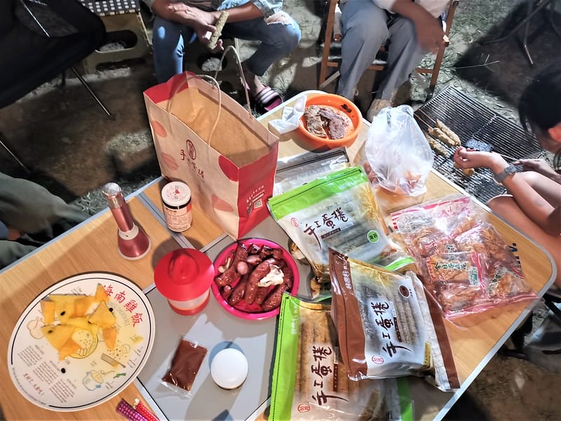 嘉義伴手禮推薦｜品香手工蛋捲,蛋捲控必試!追劇零食推薦、露營零食推薦，辦公室團購美食、五種口味(團購美食/年節伴手禮推薦)