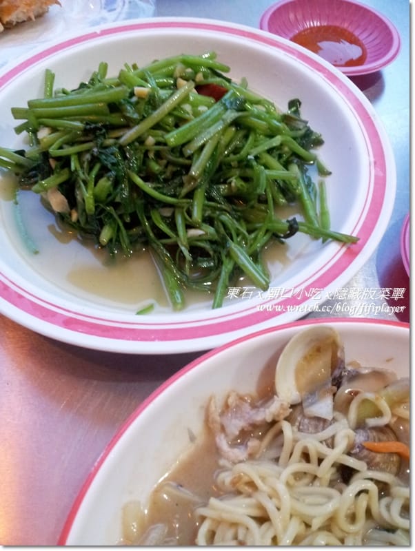 嘉義東石美食｜N訪在地人推薦的東石先天宮廟口六十年蚵嗲老店(平價、美味好吃)