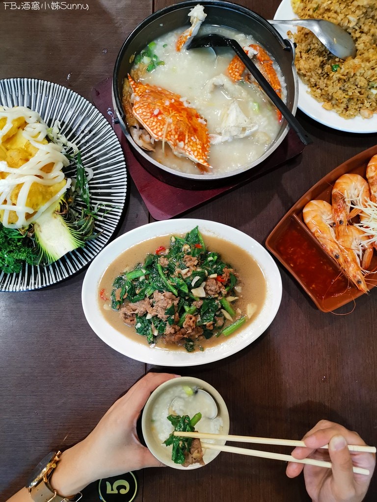 嘉義美食博愛二段蟹霸海鮮粥