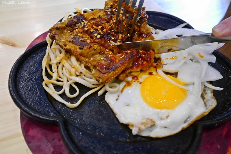 嘉義美食x朴子美食｜19號倉庫鐵板牛排 朴子店