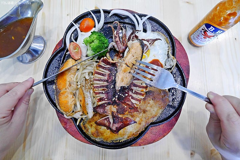 嘉義美食x朴子美食｜19號倉庫鐵板牛排 朴子店