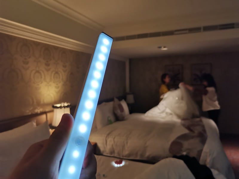 aibo 升級版多功能 USB充電磁吸式 LED感應燈管 冷白光/暖黃光