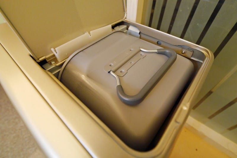 日本CORONA自動溫控煤油暖氣機BD-ST3616BY,瞬熱暖房快!安全!省電!(附贈電動加油槍)