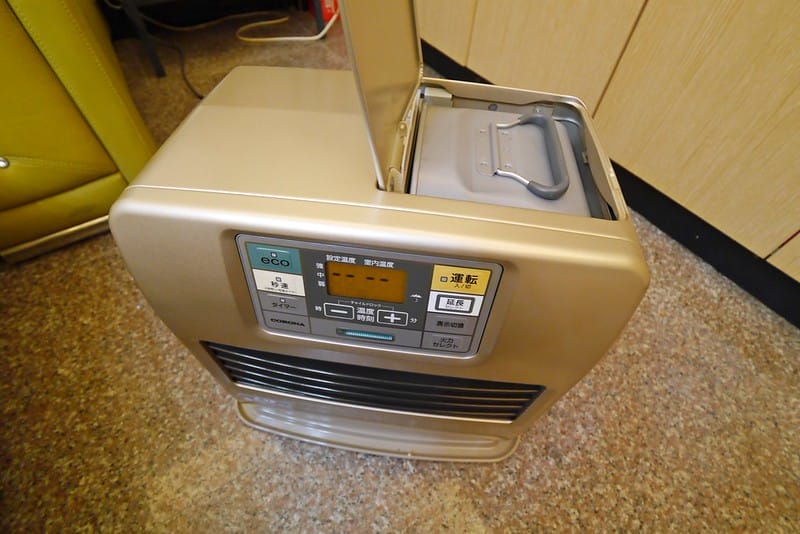 日本CORONA自動溫控煤油暖氣機BD-ST3616BY,瞬熱暖房快!安全!省電!(附贈電動加油槍)