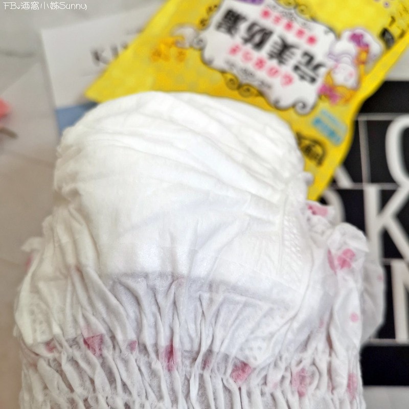 酒窩小姊の生活日常【包寧安】完美防漏褲型衛生棉(女孩生理褲)