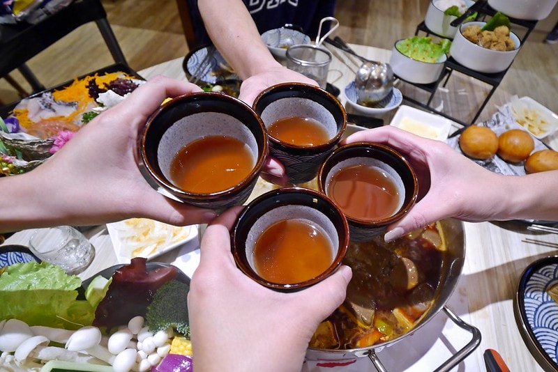 嘉義火鍋洪昌麻辣鴛鴦火鍋