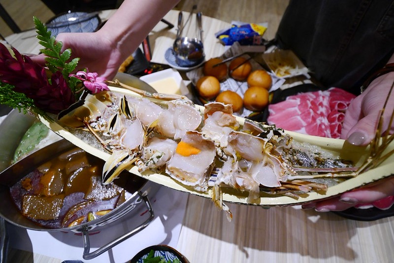 嘉義火鍋洪昌麻辣鴛鴦火鍋