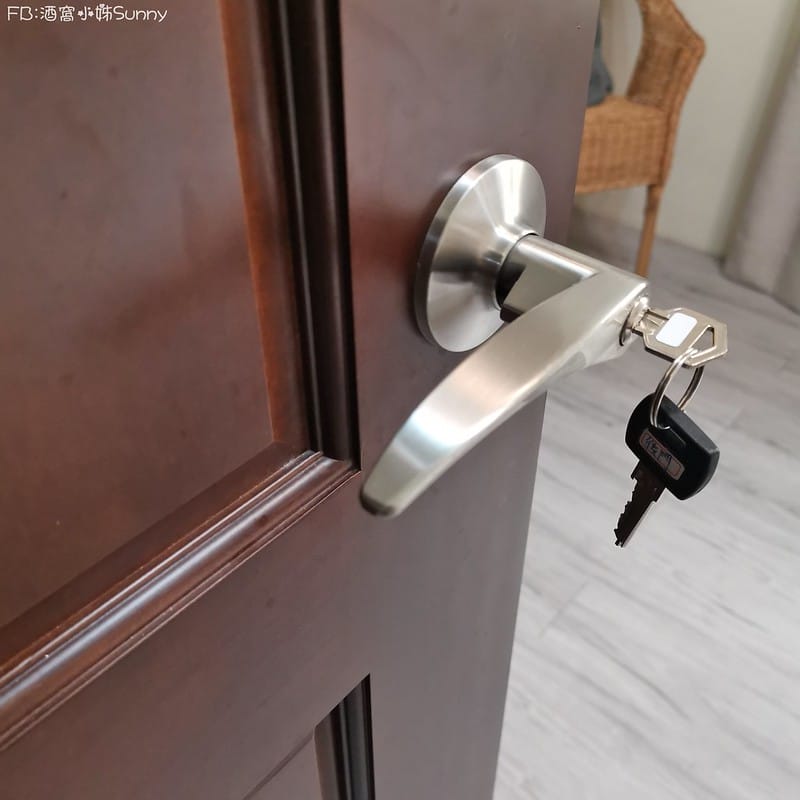 台南民宿推薦｜台南海安藝術公寓