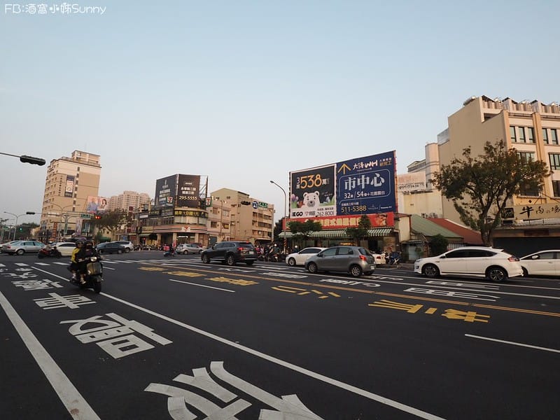 台南民宿推薦｜台南海安藝術公寓