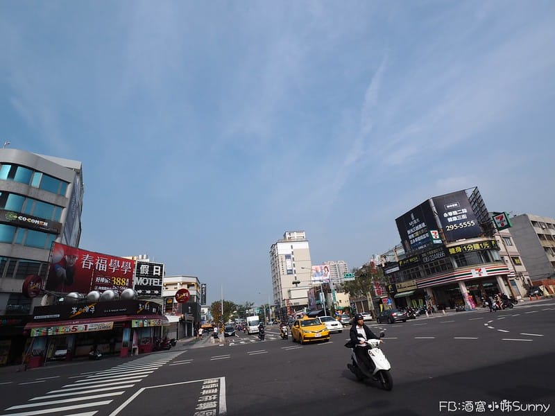 台南民宿推薦｜台南海安藝術公寓