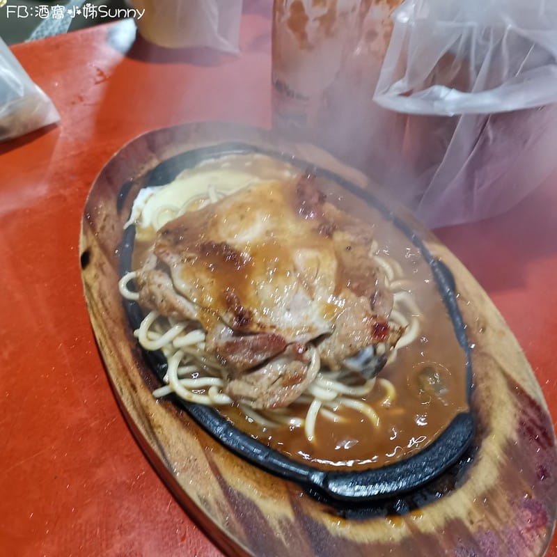 高雄駁二夜市(週六限定)