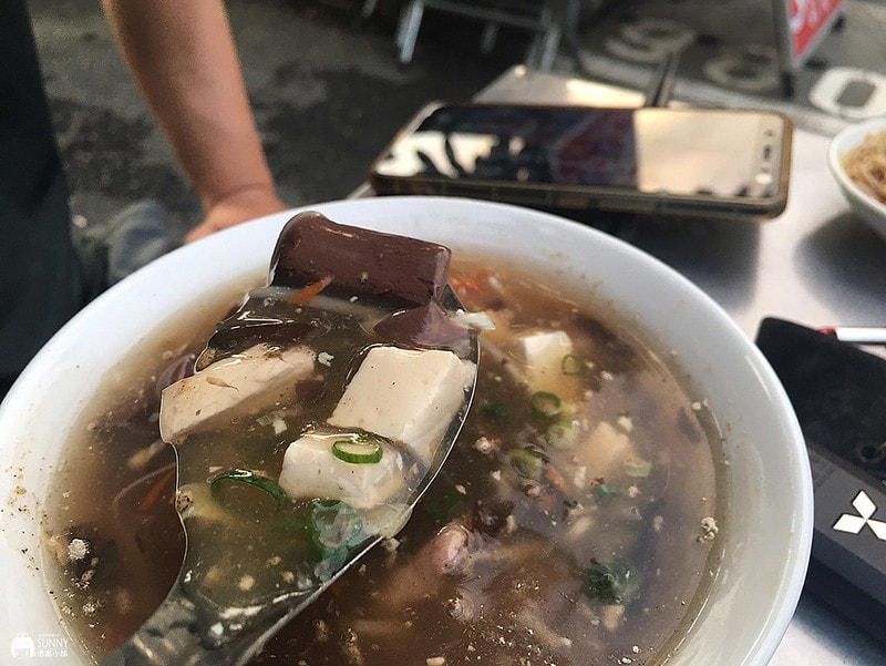 嘉義在地美食|在地人推薦的 豆豆小籠湯包、蒸餃,號稱嘉義鼎泰豐,你吃過了嗎? - 第16張圖 2020831_200831_17
