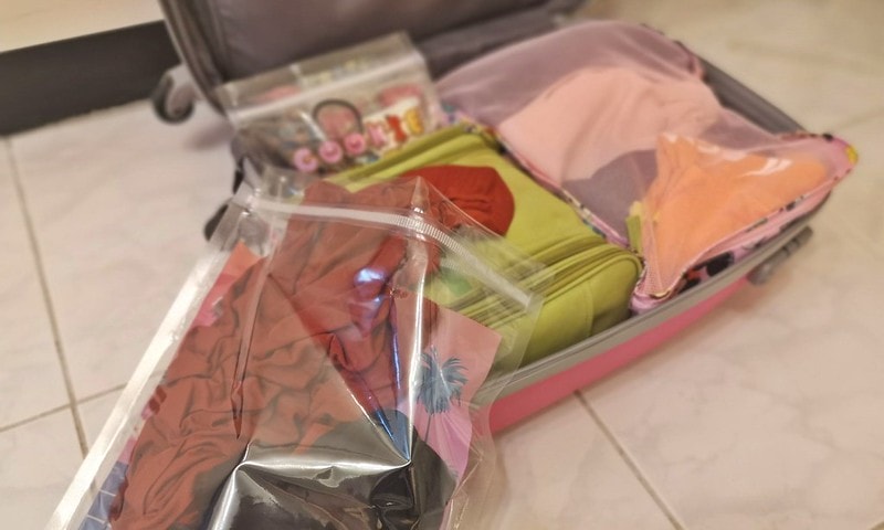 抗菌環保袋開箱|Play Bag瘋狂小袋,一袋萬用(收納袋/環保袋/保鮮袋)!台灣製造!抗菌!無毒!環保!色彩繽紛,可愛! - 第17張圖 收納好物.PLAY BAG 瘋狂小袋