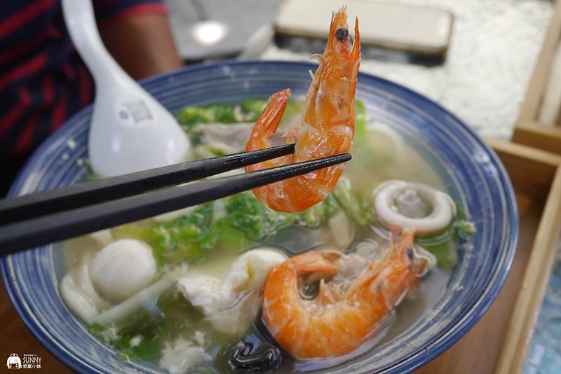 嘉義美食|大林IG最新打卡點,貨櫃屋冰店-卡咩浩斯製冰所 平價 創意冰品 鍋燒 下午茶鬆餅 - 第32張圖 P9630366