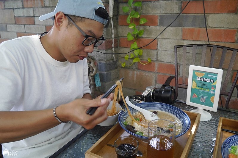 嘉義美食|大林IG最新打卡點,貨櫃屋冰店-卡咩浩斯製冰所 平價 創意冰品 鍋燒 下午茶鬆餅 - 第28張圖 P9630408