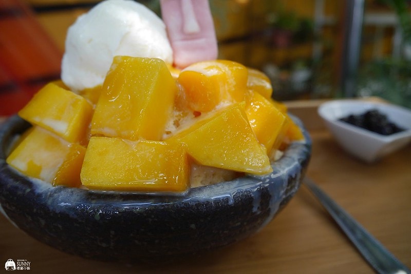 嘉義美食|大林IG最新打卡點,貨櫃屋冰店-卡咩浩斯製冰所 平價 創意冰品 鍋燒 下午茶鬆餅 - 第44張圖 P9630478