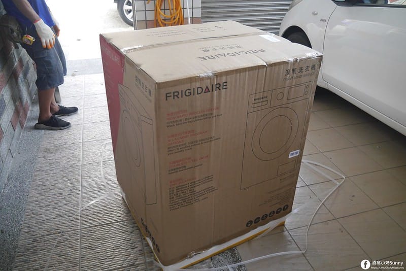 美國富及第Frigidaire 11KG 洗脫烘 變頻式滾筒洗衣機 FAW-F1106MID (金色限定款)