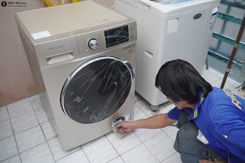 美國富及第Frigidaire 11KG 洗脫烘 變頻式滾筒洗衣機 FAW-F1106MID (金色限定款)