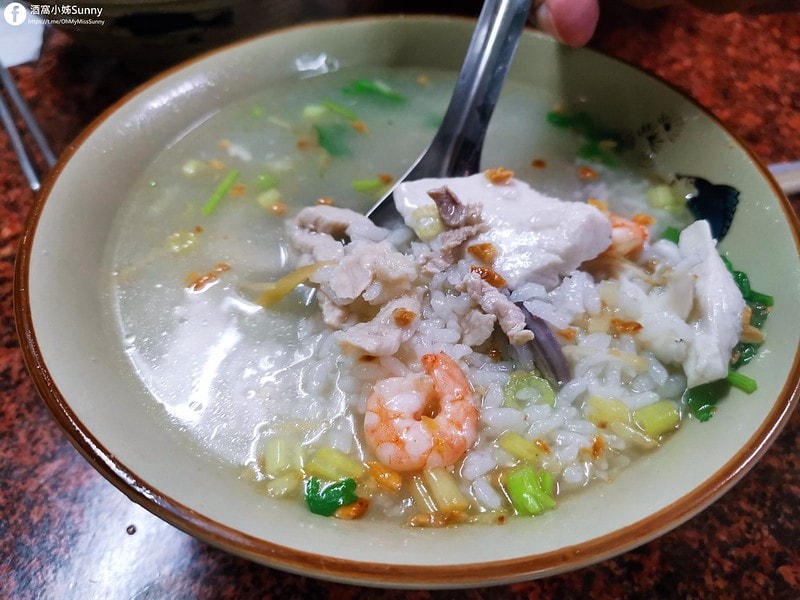 2020年.朴子在地美食.隱藏版美食.阿田小吃部.海產粥.只有晚上營業.酒窩小姊sunny
