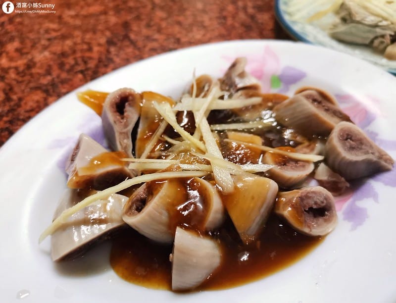 2020年.朴子在地美食.隱藏版美食.阿田小吃部.海產粥.只有晚上營業.酒窩小姊sunny