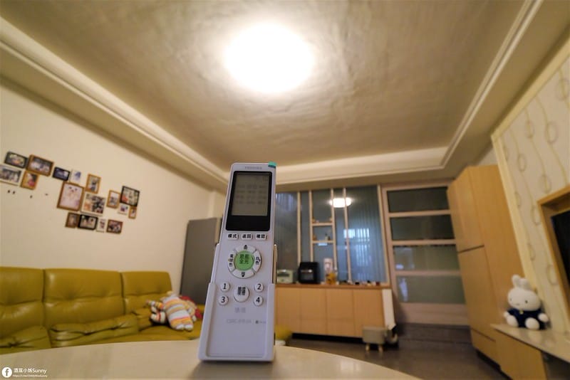 吸頂燈推薦｜親愛的,我把燈換了!Toshiba RGB 星鑽80W LED 美肌吸頂燈開箱文