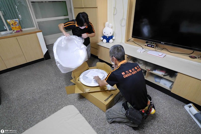吸頂燈推薦｜親愛的,我把燈換了!Toshiba RGB 星鑽80W LED 美肌吸頂燈開箱文