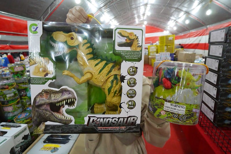 2020 嘉義拍手童裝/樂米玩具/運動鞋/牛仔褲特賣會