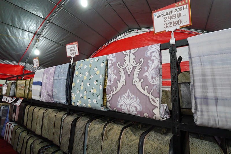 2020 嘉義拍手童裝/樂米玩具/運動鞋/牛仔褲特賣會