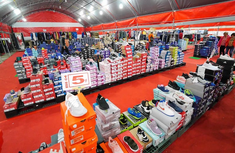 2020 嘉義拍手童裝/樂米玩具/運動鞋/牛仔褲特賣會