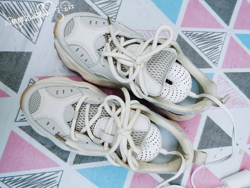 酒窩小姊開箱日常|igrass攜帶式烘鞋機